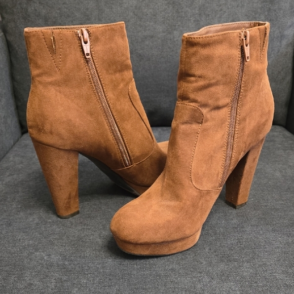 Mossimo Supply Co. Brown Ankle Booties - Picture 4 of 8